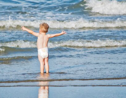 baby beach maestro conductor commanding the waves 2022 11 15 16 28 33 utc (1)