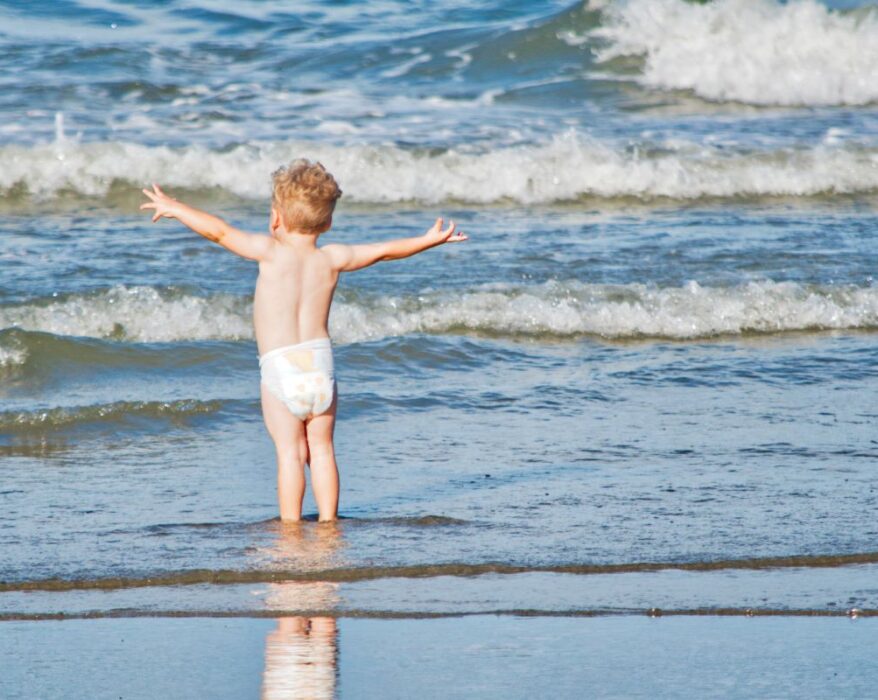 baby beach maestro conductor commanding the waves 2022 11 15 16 28 33 utc (1)